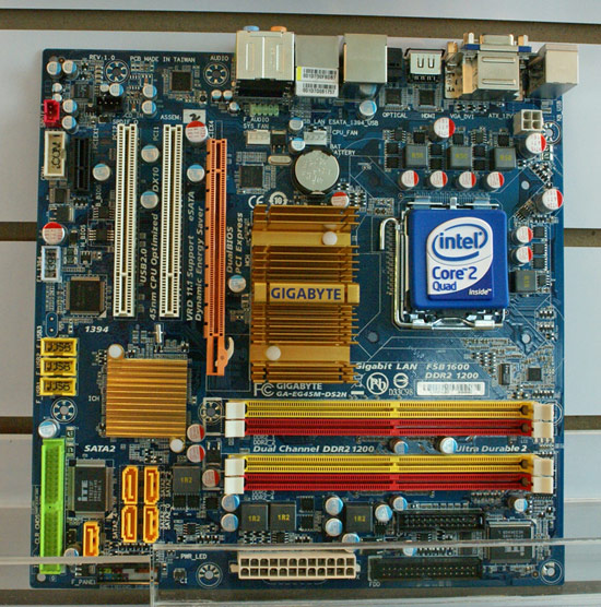 gigabytegaeg45mds2hs.jpg gigabytegaeg45mds2hs.jpg