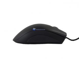 Razer-DeathAdder-Chroma-12